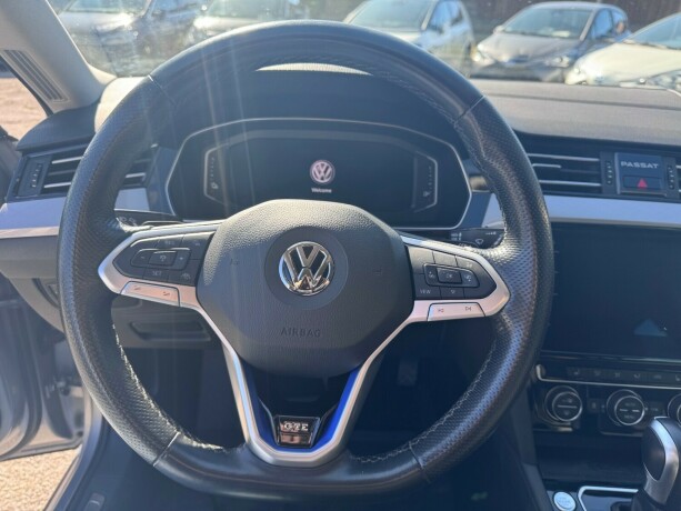 volkswagen-passat-elektrisitetbensin-2020-big-10