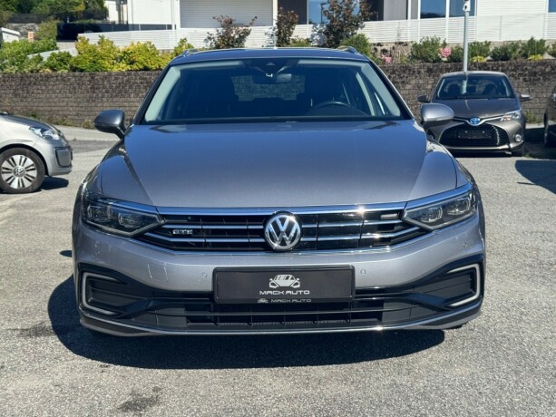 volkswagen-passat-elektrisitetbensin-2020-big-1