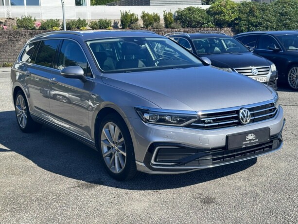 volkswagen-passat-elektrisitetbensin-2020-big-2