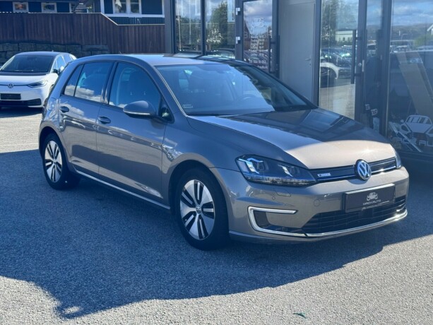volkswagen-golf-elektrisitet-2017-big-0
