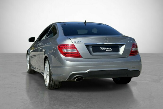 mercedes-benz-c-klasse-diesel-2011-big-9