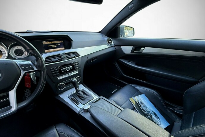 mercedes-benz-c-klasse-diesel-2011-big-22
