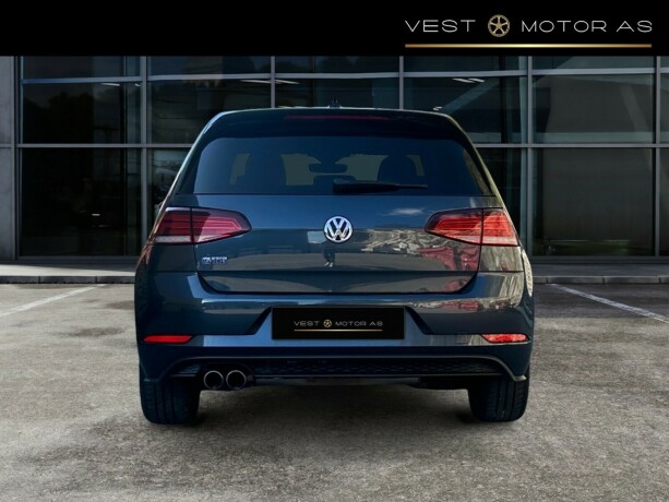 volkswagen-golf-elektrisitetbensin-2018-big-5