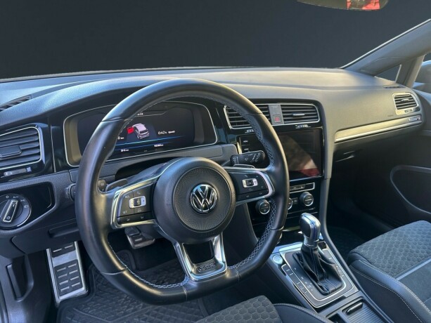 volkswagen-golf-elektrisitetbensin-2018-big-11