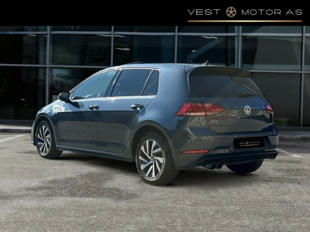 volkswagen-golf-elektrisitetbensin-2018-big-4