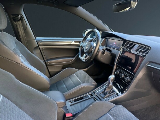 volkswagen-golf-elektrisitetbensin-2018-big-13