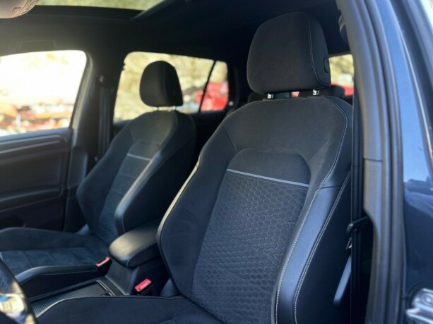 volkswagen-golf-elektrisitetbensin-2018-big-9