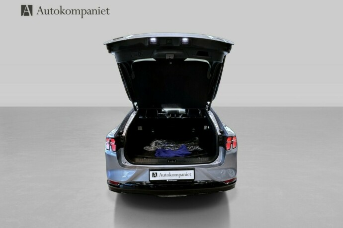 ford-mustang-mach-e-elektrisitet-2022-big-14