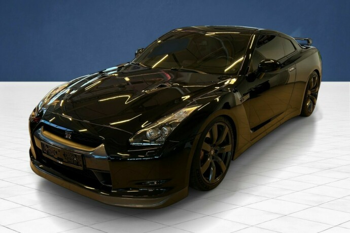 nissan-gt-r-bensin-2009-big-8