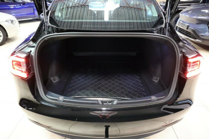 tesla-model-3-elektrisitet-2020-big-7