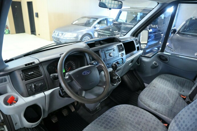 ford-transit-diesel-2013-big-5