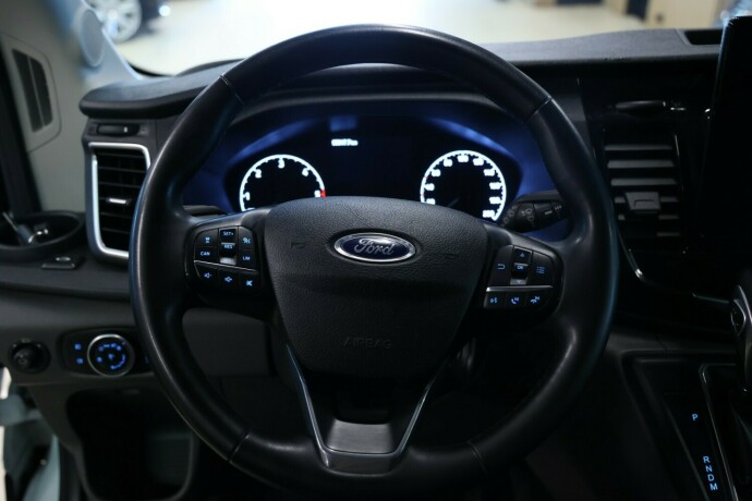 ford-transit-diesel-2023-big-11