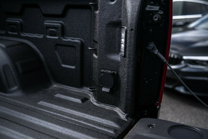 chevrolet-silverado-diesel-2025-big-45