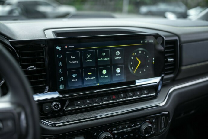 chevrolet-silverado-diesel-2025-big-13
