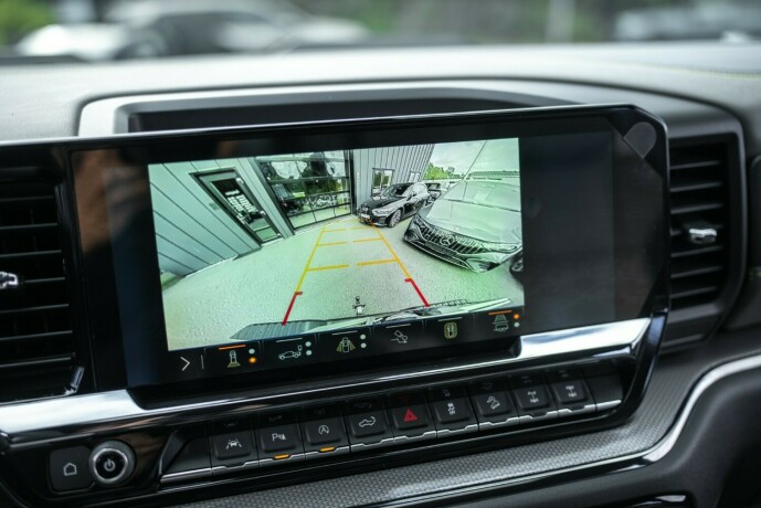 chevrolet-silverado-diesel-2025-big-17