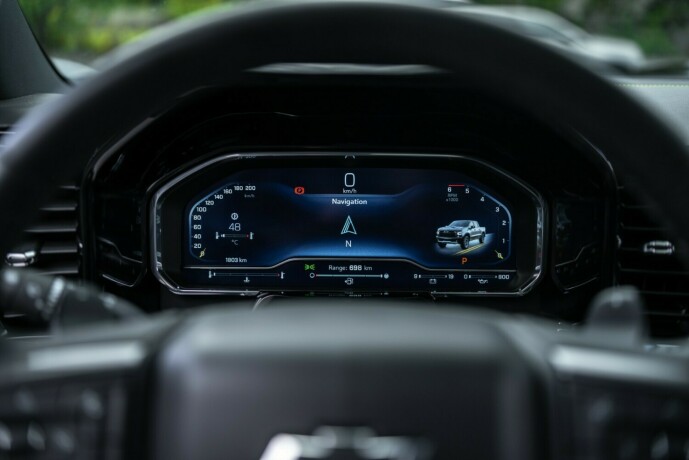 chevrolet-silverado-diesel-2025-big-11