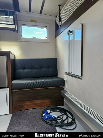 mercedes-benz-sprinter-diesel-2019-big-15