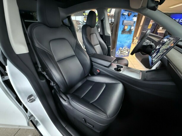 tesla-model-y-elektrisitet-2023-big-27