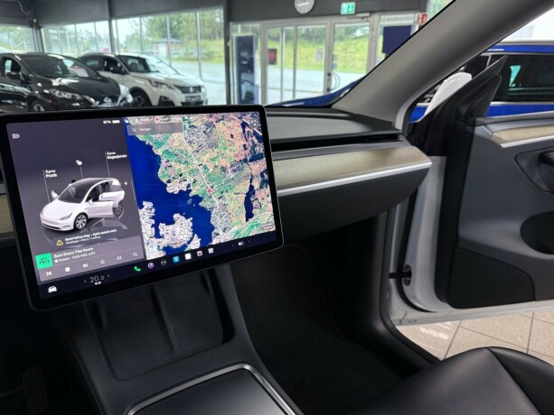 tesla-model-y-elektrisitet-2023-big-25