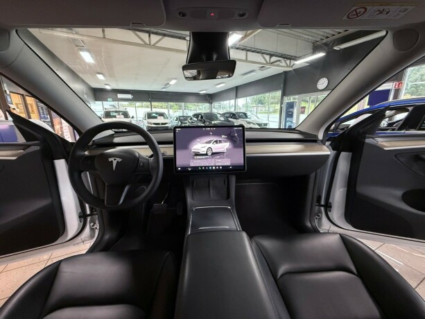 tesla-model-y-elektrisitet-2023-big-12