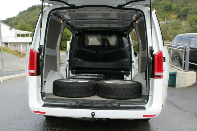 mercedes-benz-vito-diesel-2018-big-4