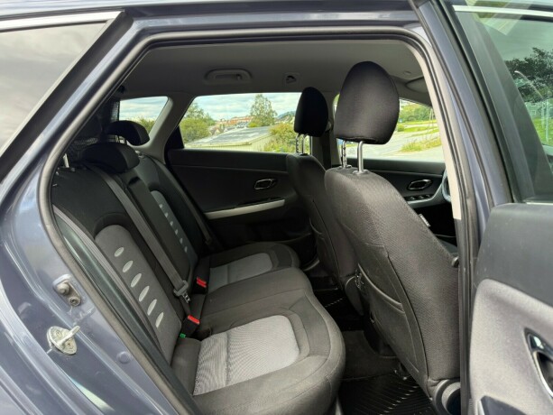 kia-cee039d-bensin-2012-big-19