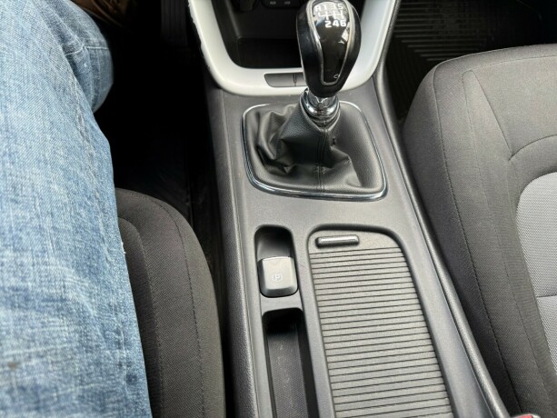 kia-cee039d-bensin-2012-big-13