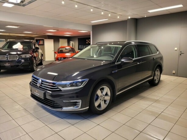 volkswagen-passat-elektrisitetbensin-2017-big-6