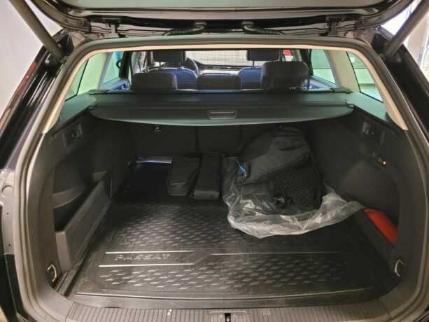 volkswagen-passat-elektrisitetbensin-2017-big-17