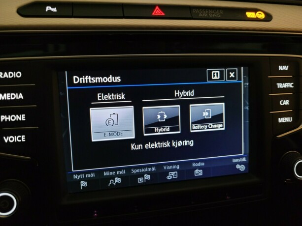 volkswagen-passat-elektrisitetbensin-2017-big-26