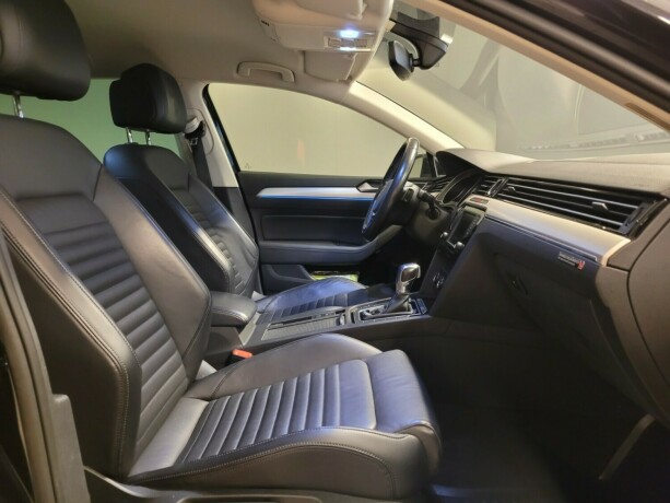volkswagen-passat-elektrisitetbensin-2017-big-10