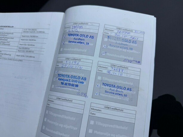 toyota-yaris-bensin-2011-big-32