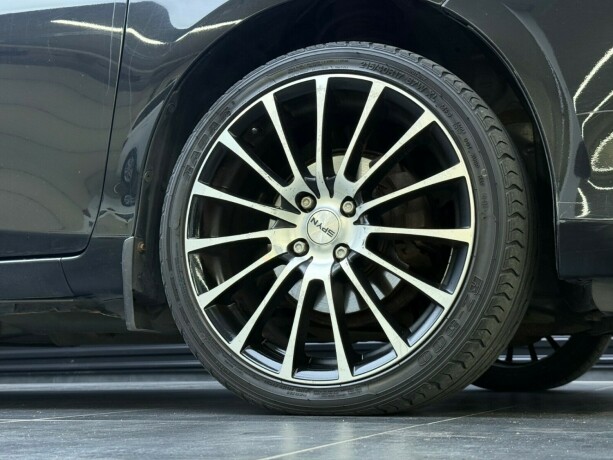 toyota-yaris-bensin-2011-big-7