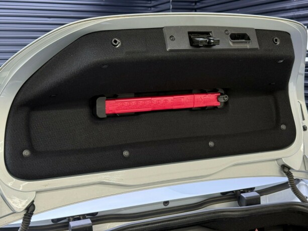 mercedes-benz-clk-bensin-2008-big-33