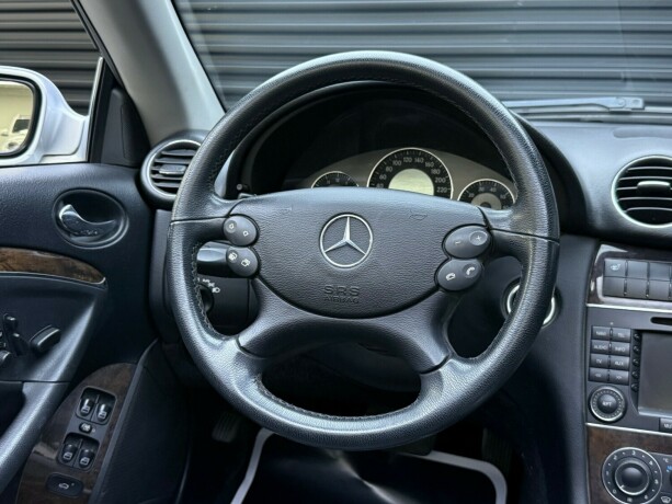 mercedes-benz-clk-bensin-2008-big-16