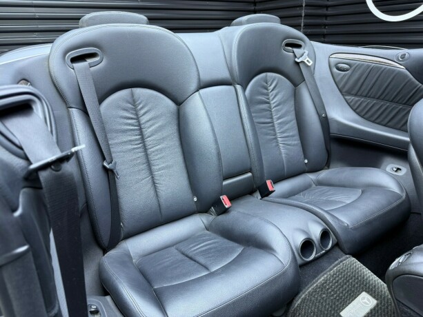 mercedes-benz-clk-bensin-2008-big-31