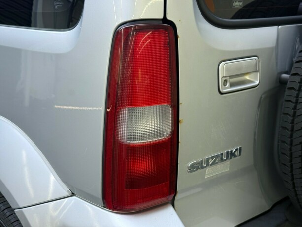 suzuki-jimny-bensin-2004-big-6