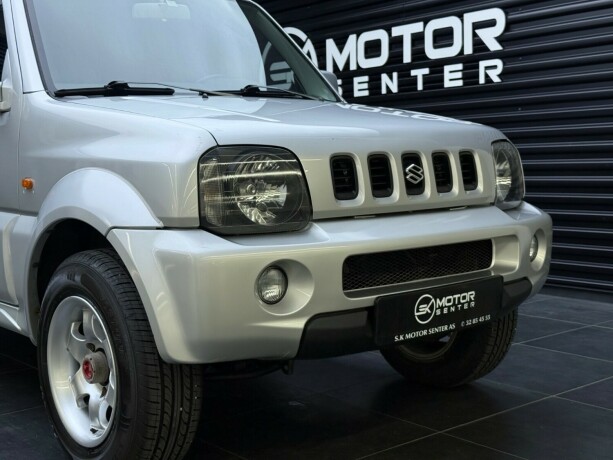 suzuki-jimny-bensin-2004-big-2