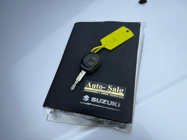 suzuki-jimny-bensin-2004-big-22