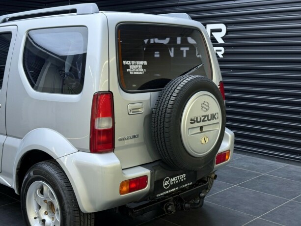 suzuki-jimny-bensin-2004-big-5