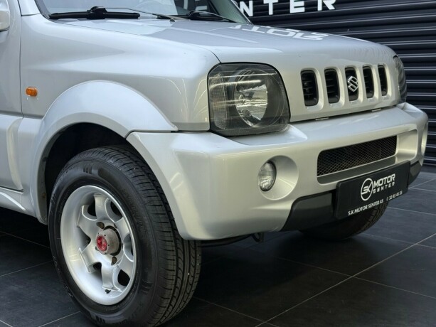 suzuki-jimny-bensin-2004-big-4