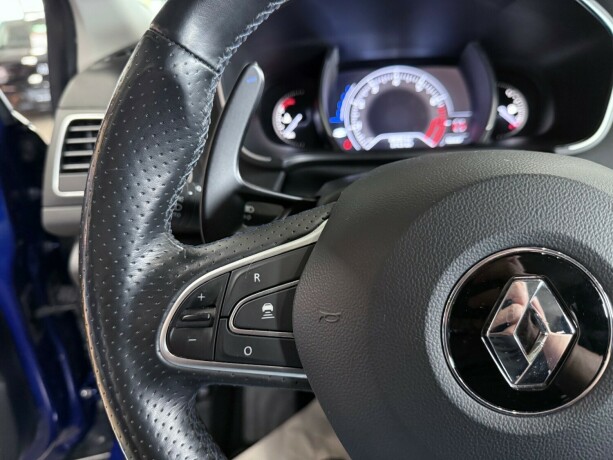 renault-megane-bensin-2018-big-15