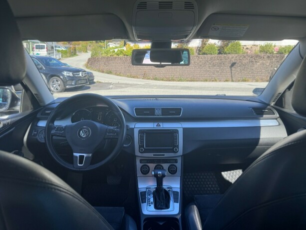 volkswagen-passat-diesel-2009-big-12