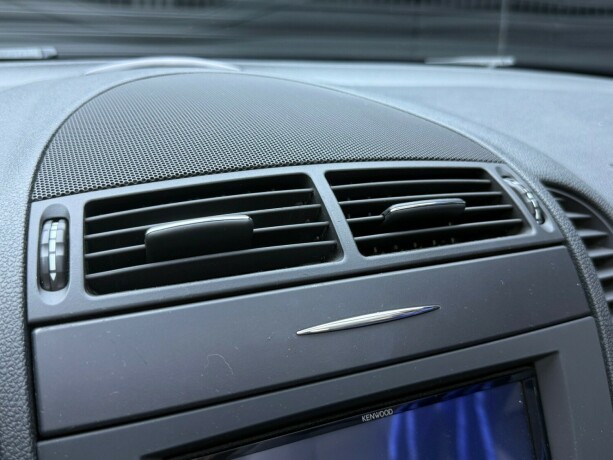 mercedes-benz-slk-bensin-2010-big-23