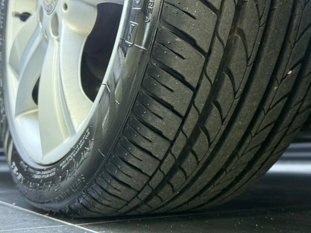 mercedes-benz-slk-bensin-2010-big-13