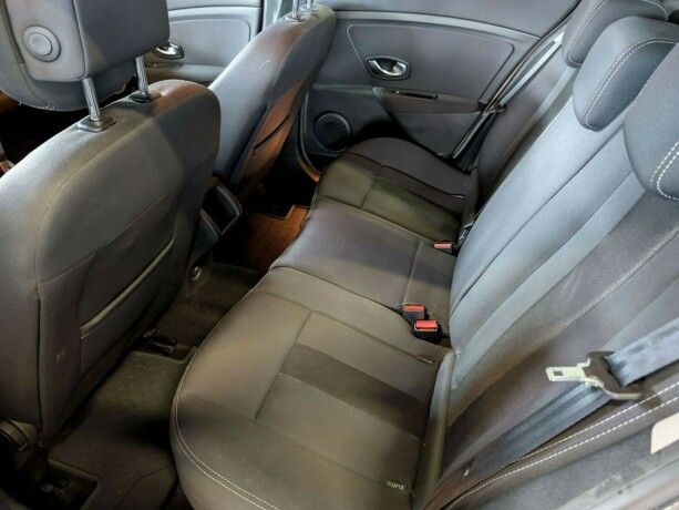 renault-megane-diesel-2011-big-21