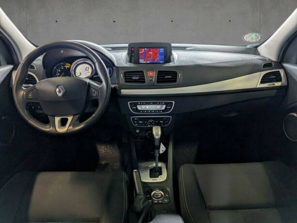 renault-megane-diesel-2011-big-13