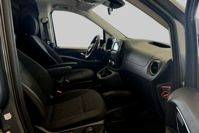 mercedes-benz-vito-diesel-2021-big-10
