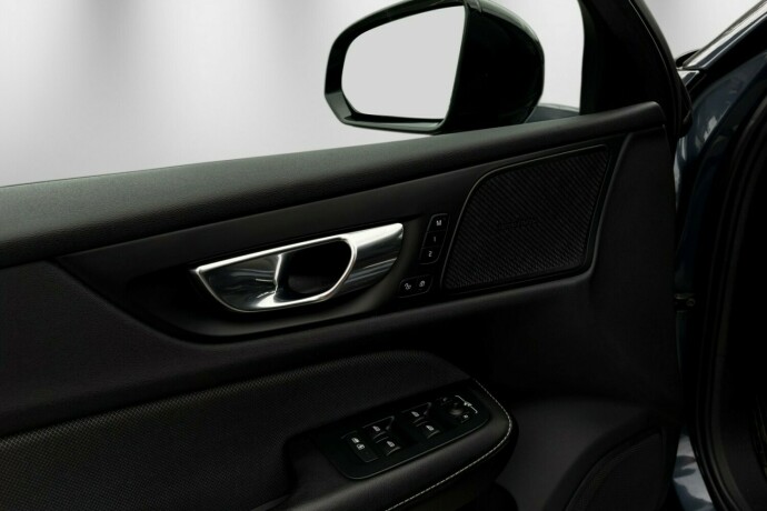 volvo-v60-elektrisitetbensin-2020-big-30