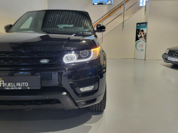 land-rover-range-rover-sport-bensin-2014-big-4